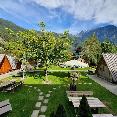 منتزه العطل Adventure Camp